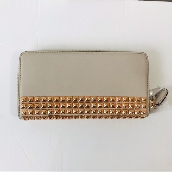 New COACH Parchment Studded Zip Around Wallet - Picture 6 of 6